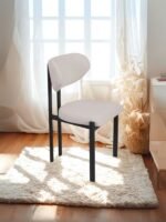 Espoo Sandalye, Metal